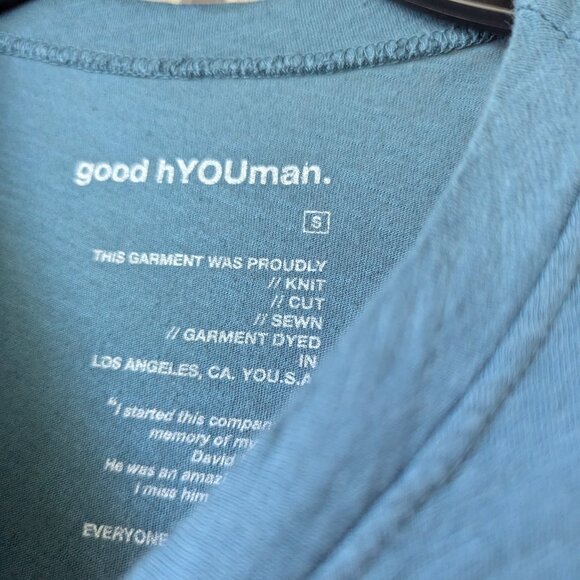 good hYOUman Finny - Love Block - Short Sleeve Crop Top. Size Small - Picture 3 of 9